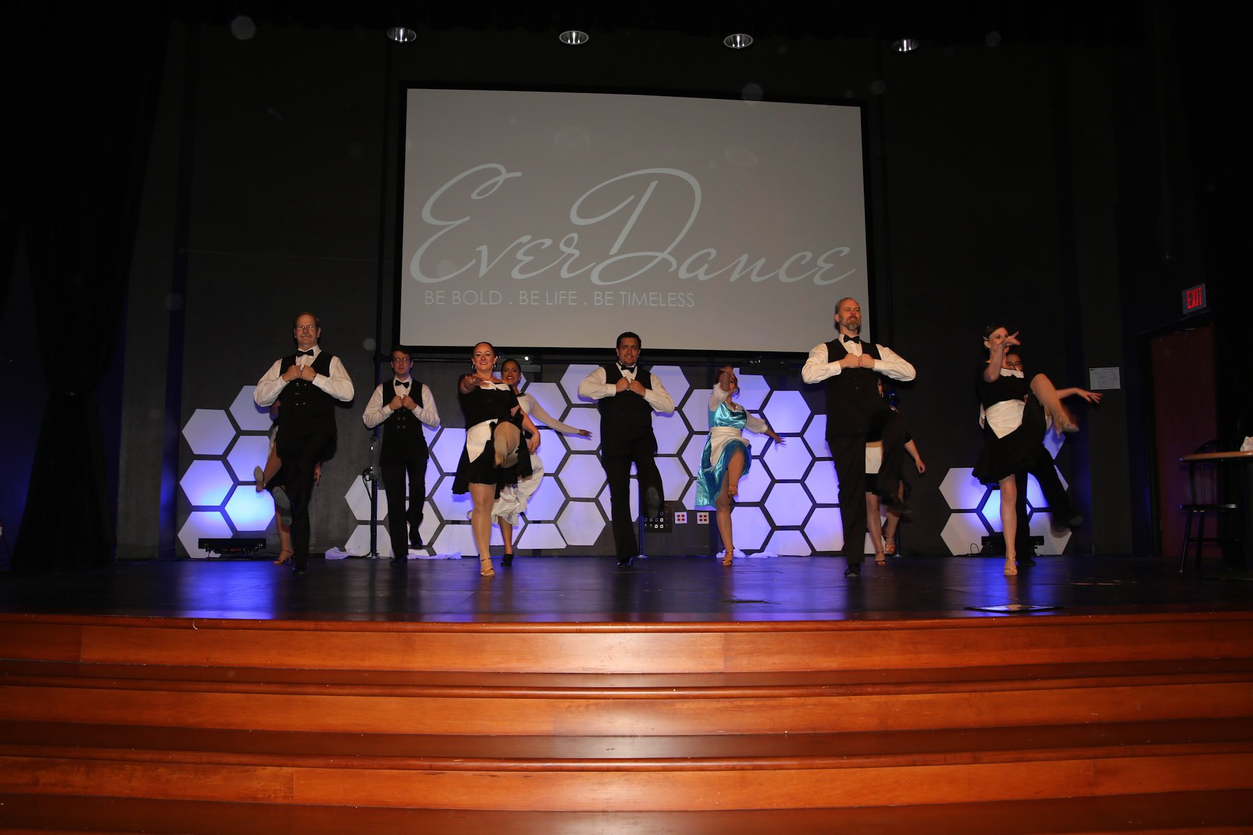 everdance1215170111.jpg