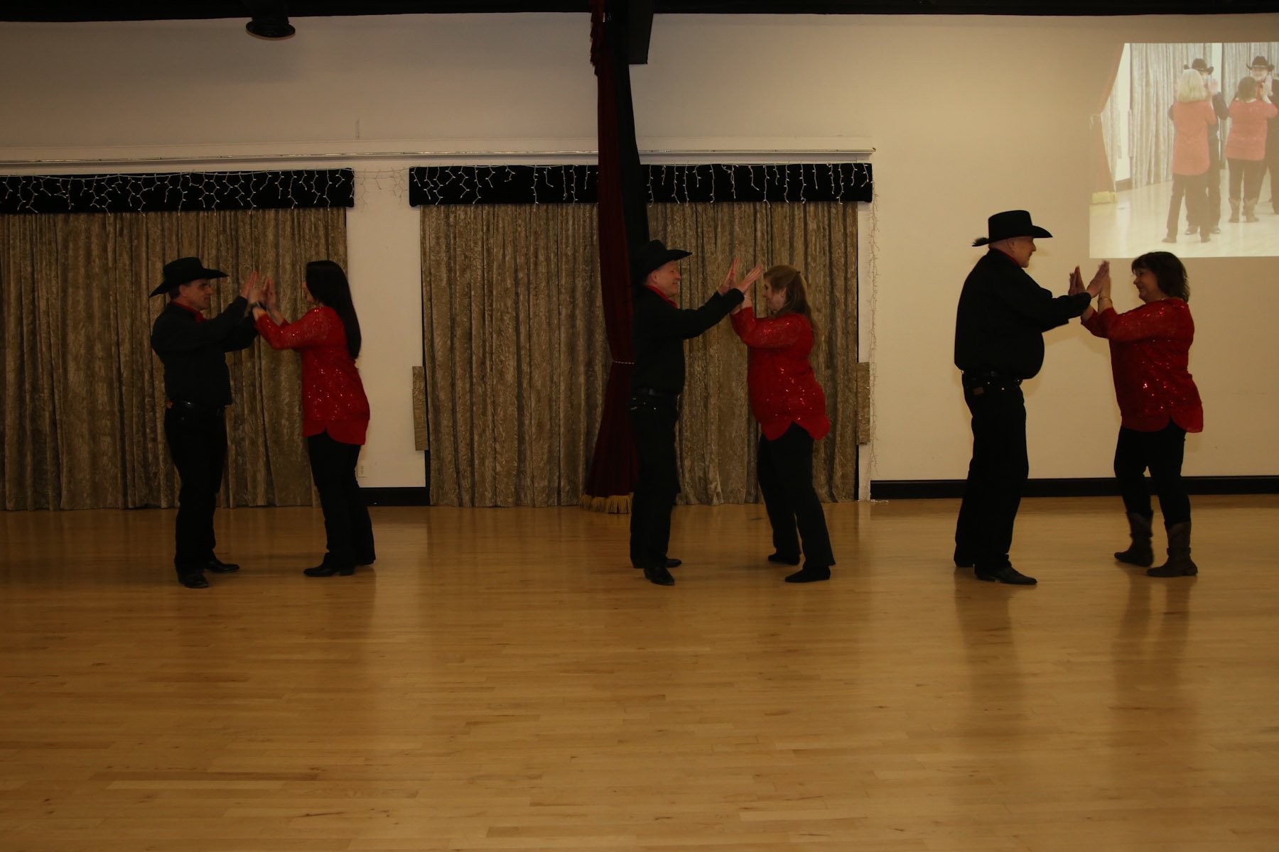 showcase0304180365.jpg