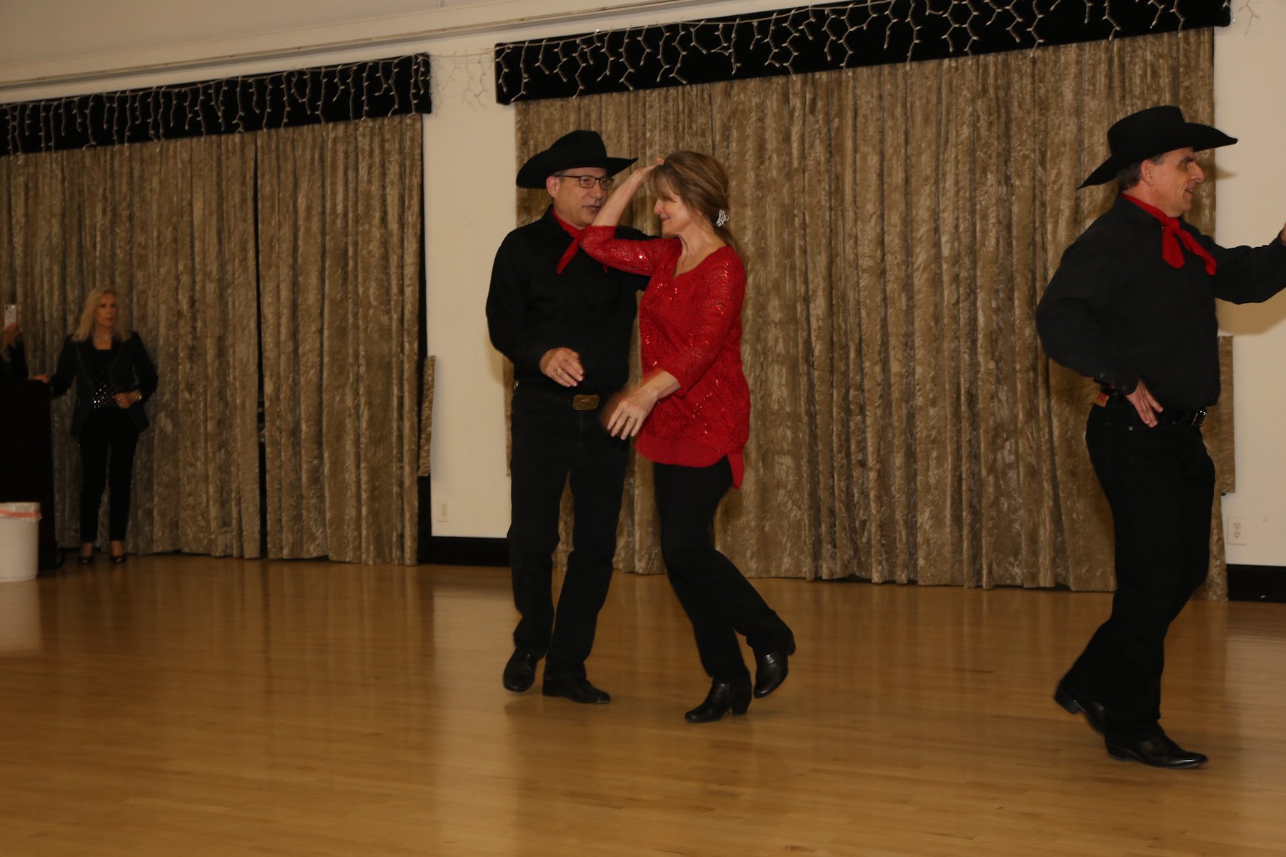 showcase0304180370.jpg