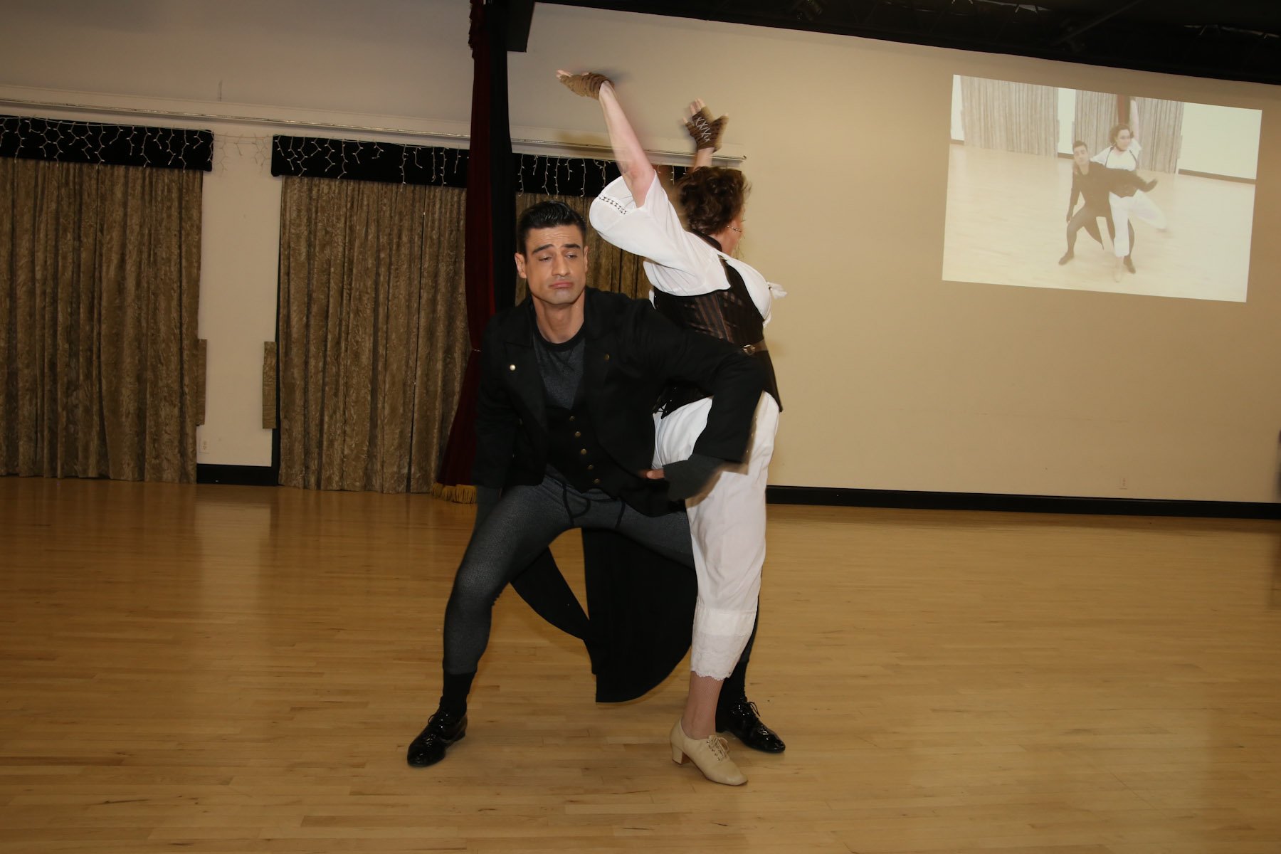 showcase0304180686.jpg