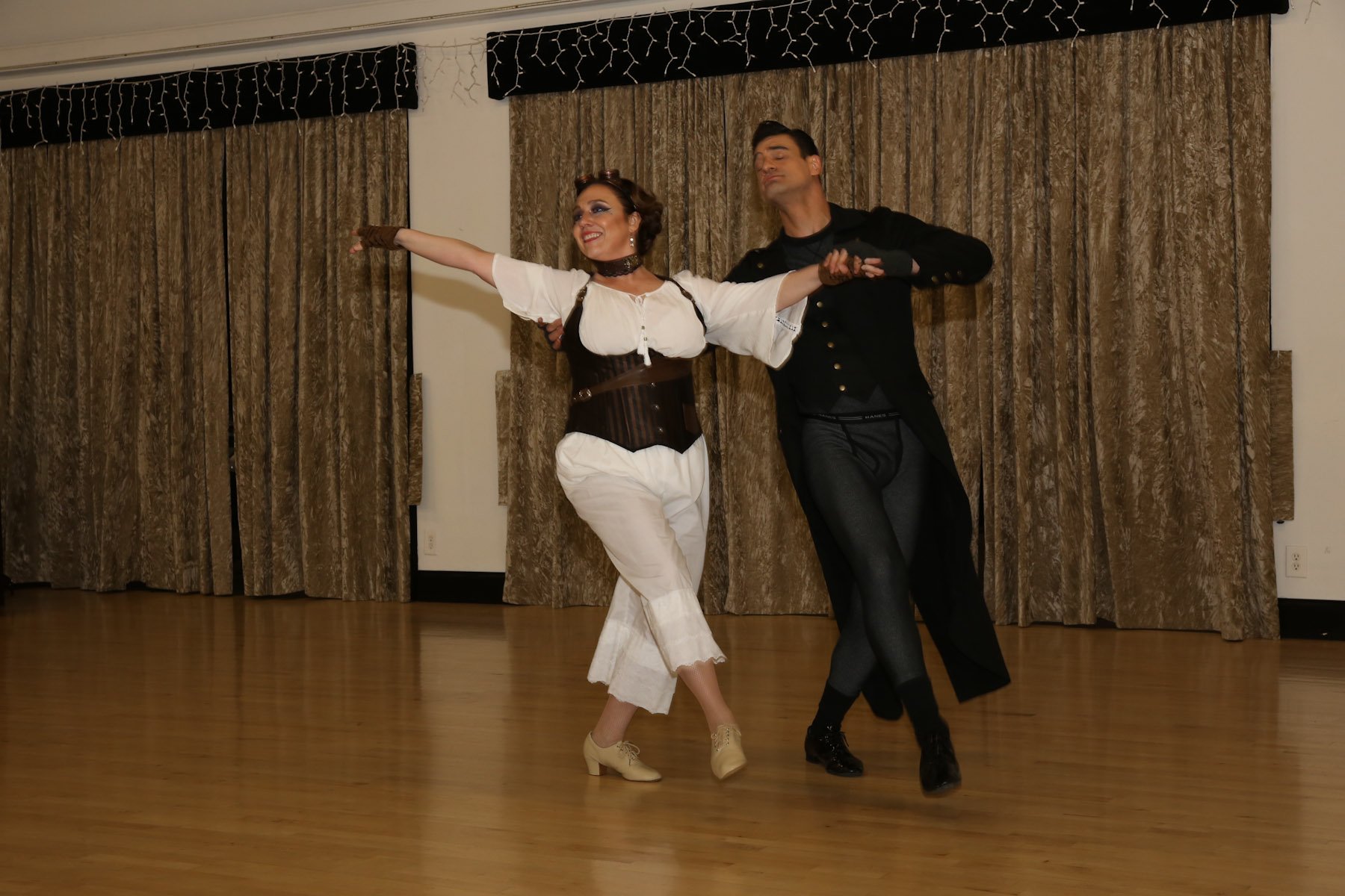 showcase0304180699.jpg