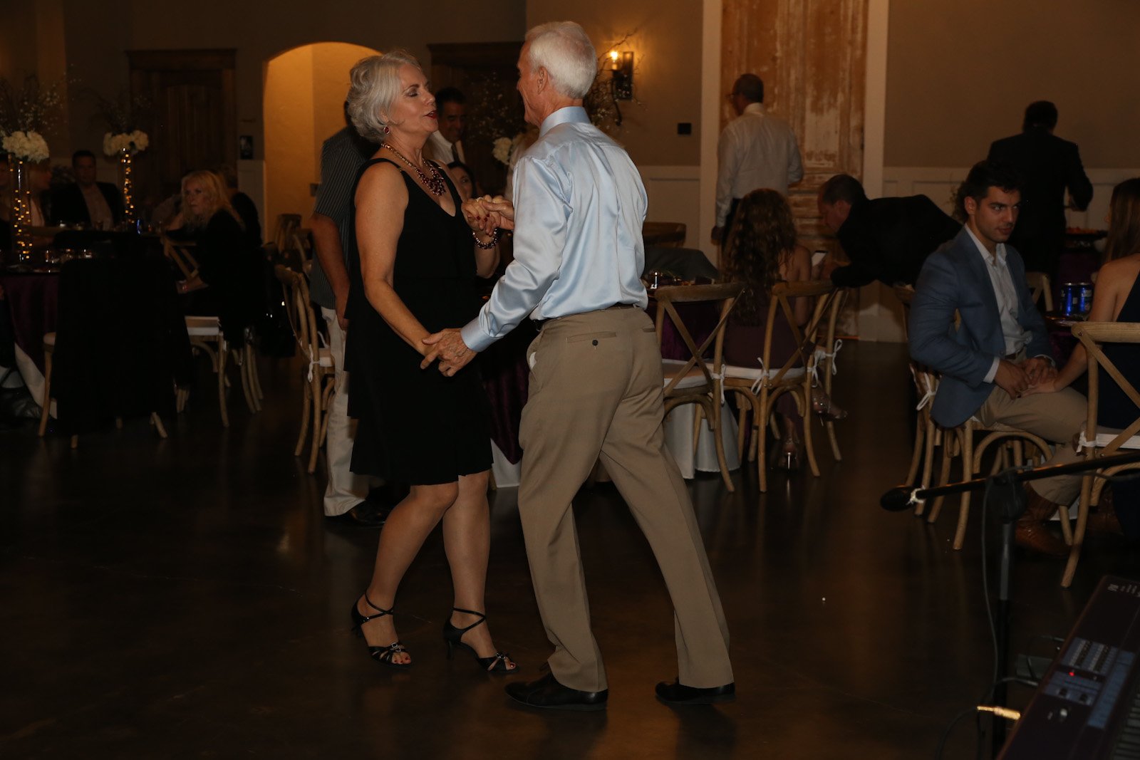 wedding1005180260.jpg